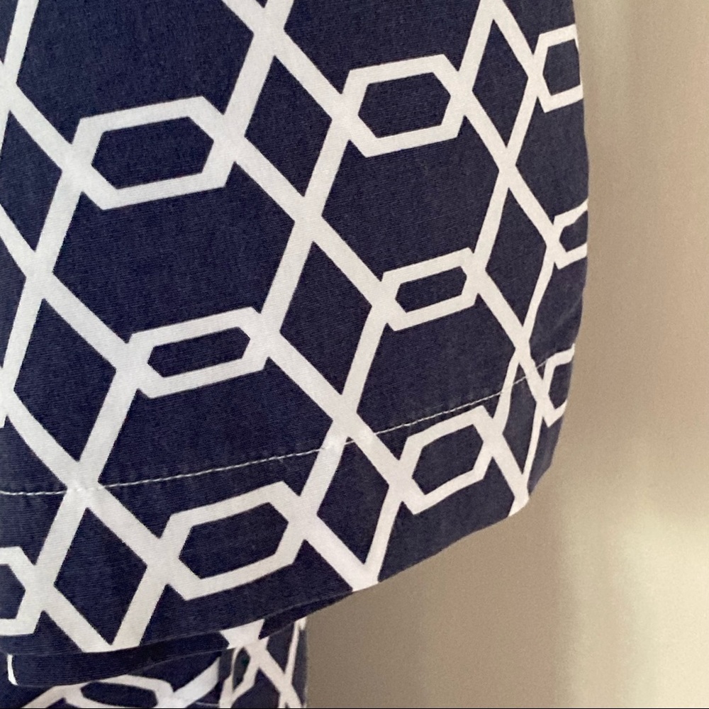 Brooks Brothers Tunic, Navy/White Interlocking Chain Pattern, L - Picture 5 of 14